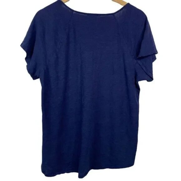 OLD NAVY WOMEN'S NAVY BLUE FRONT POCKET T-SHIRT LARGE - Picture 2 of 5